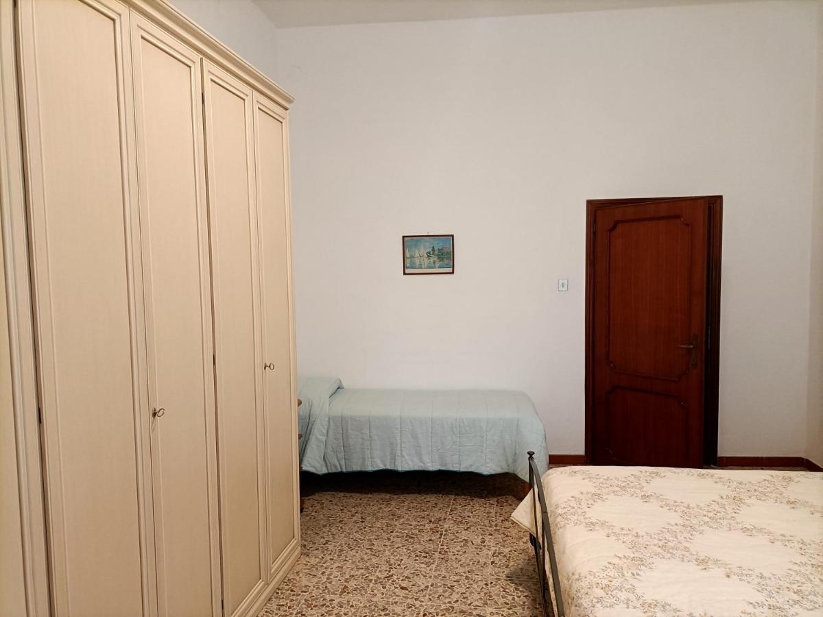 Antica Casa Ceccardi Appartement Livorno Buitenkant foto
