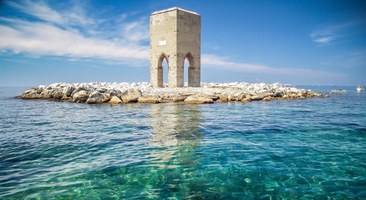 Antica Casa Ceccardi Appartement Livorno Buitenkant foto